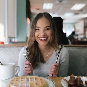 Meet your Posher, Sabrina